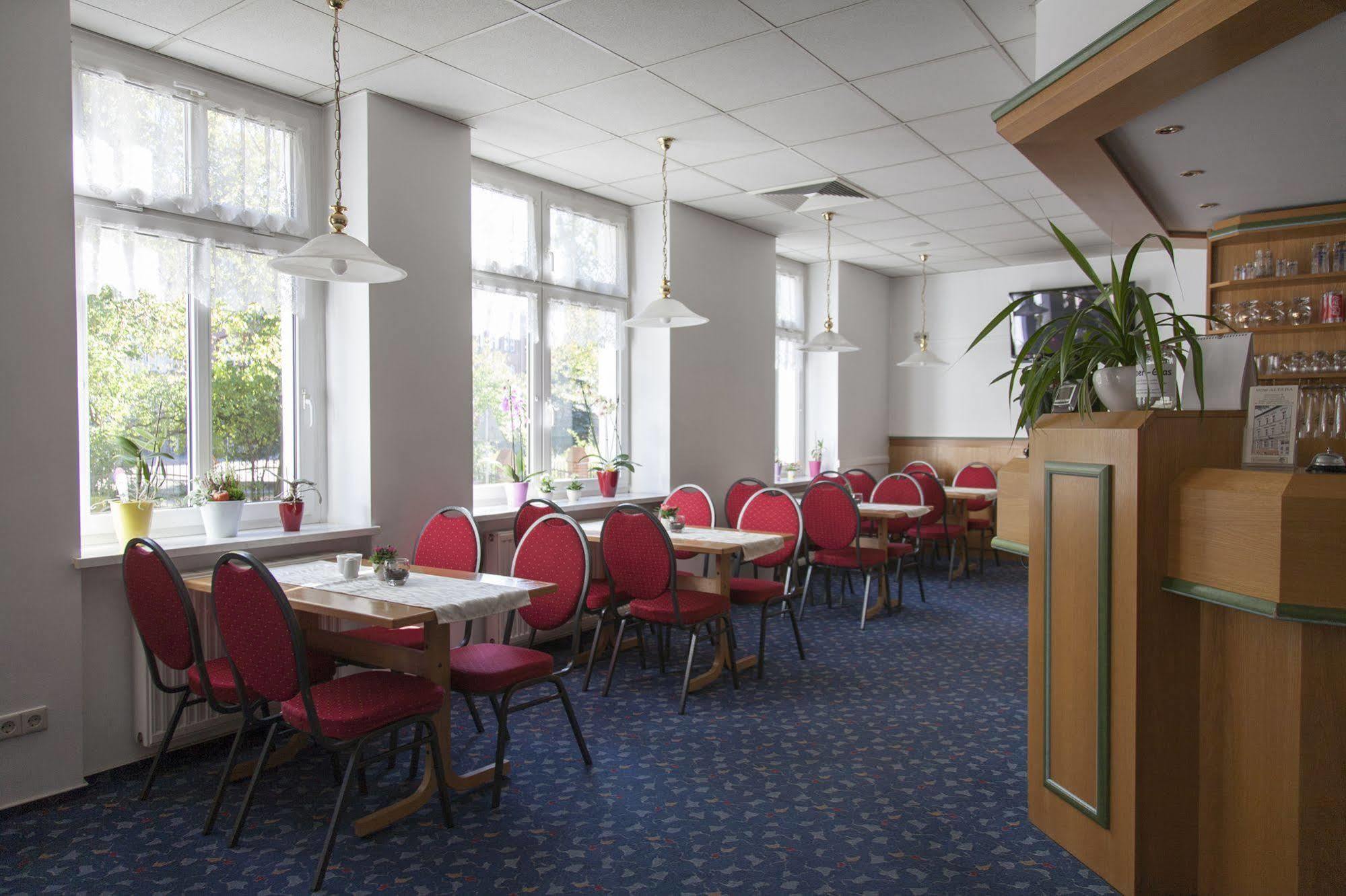 Hotel Albena - Garni Hotel เฟิร์สเทนวาลเดอ ภายนอก รูปภาพ